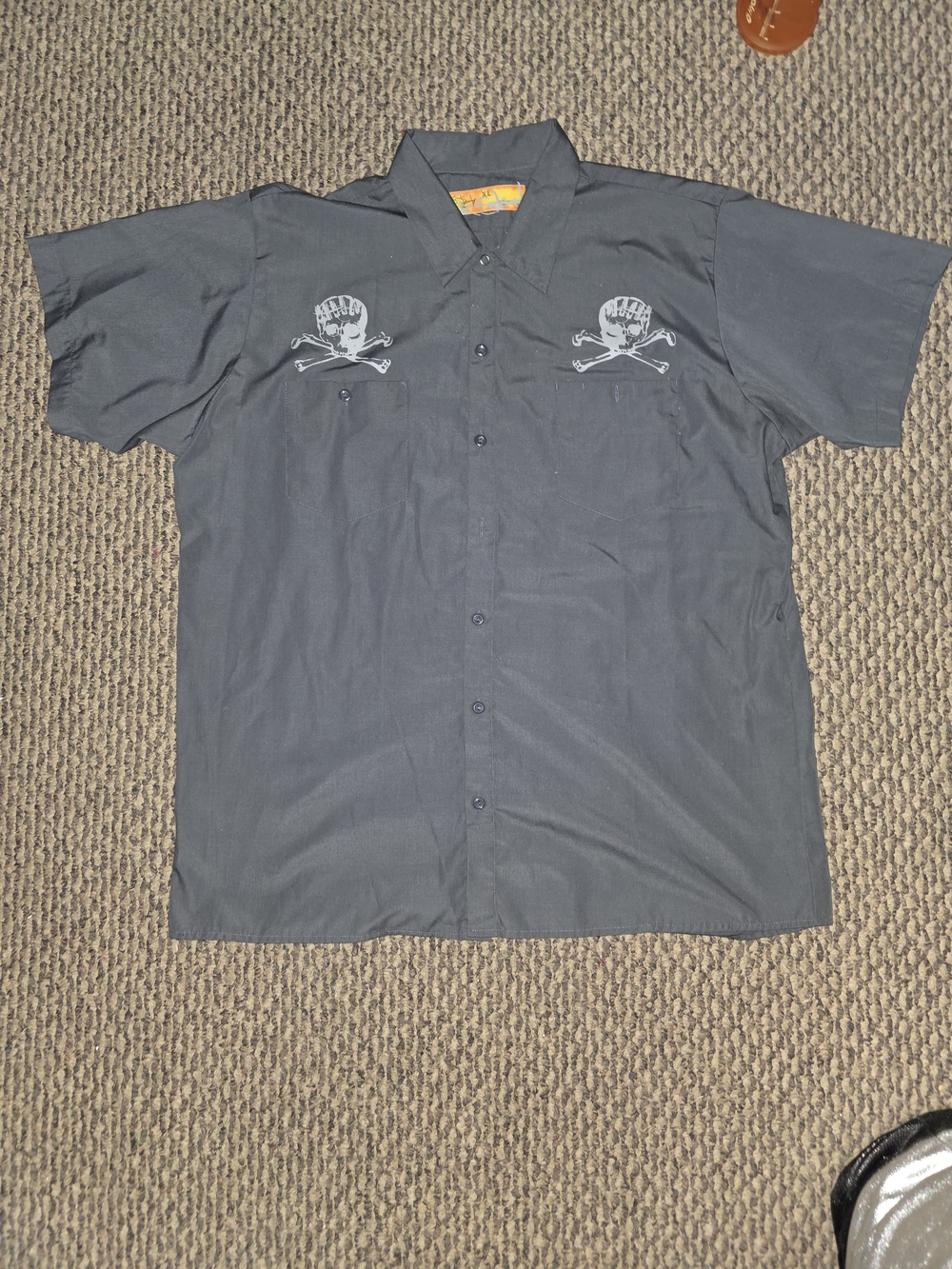 Rock Steady Skull & Crossbones Short Sleeve Button-Up Shirt - Black